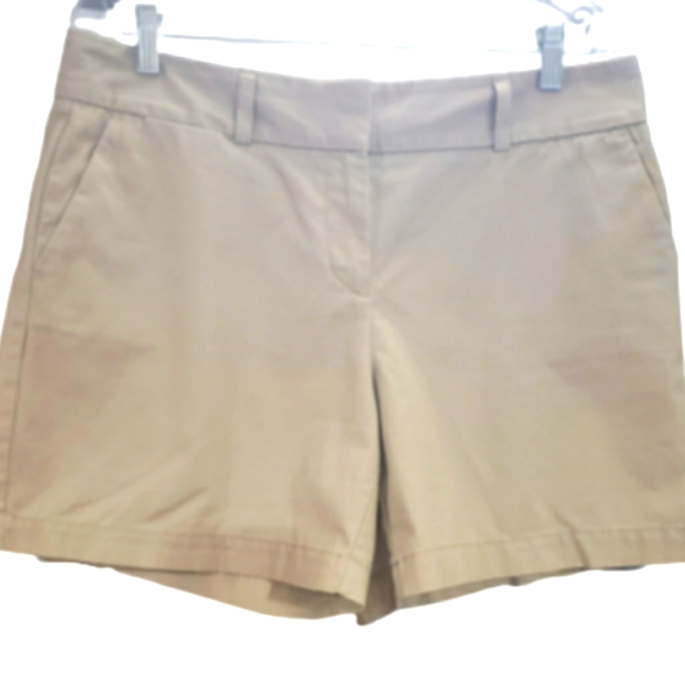 Ann Taylor Loft Khaki Shorts Size 10